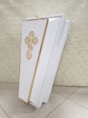 Гроб 4-хгранник СТАНДАРТ (белый) Н-1,0м+Комплект(подушка+покрывало) от интернет-магазин Эдельвейс-Ритуал.RU