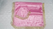 Р3955 Комплект (розовый) атласный (покрывало+наволочка) 3шт от интернет-магазин Эдельвейс-Ритуал.RU