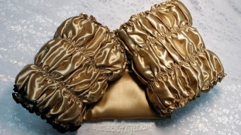 Р1260 Футляр (бронза) атласный с золотом на гроб от интернет-магазин Эдельвейс-Ритуал.RU