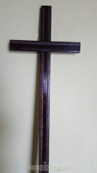 Крест сосна  "Католический Резной край" Н-210см от интернет-магазин Эдельвейс-Ритуал.RU